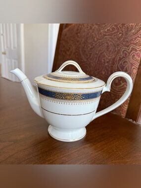 Vintage Noritake Japan Lamarre Pattern #6859 Porcelain 3-Cup Teapot *READ*